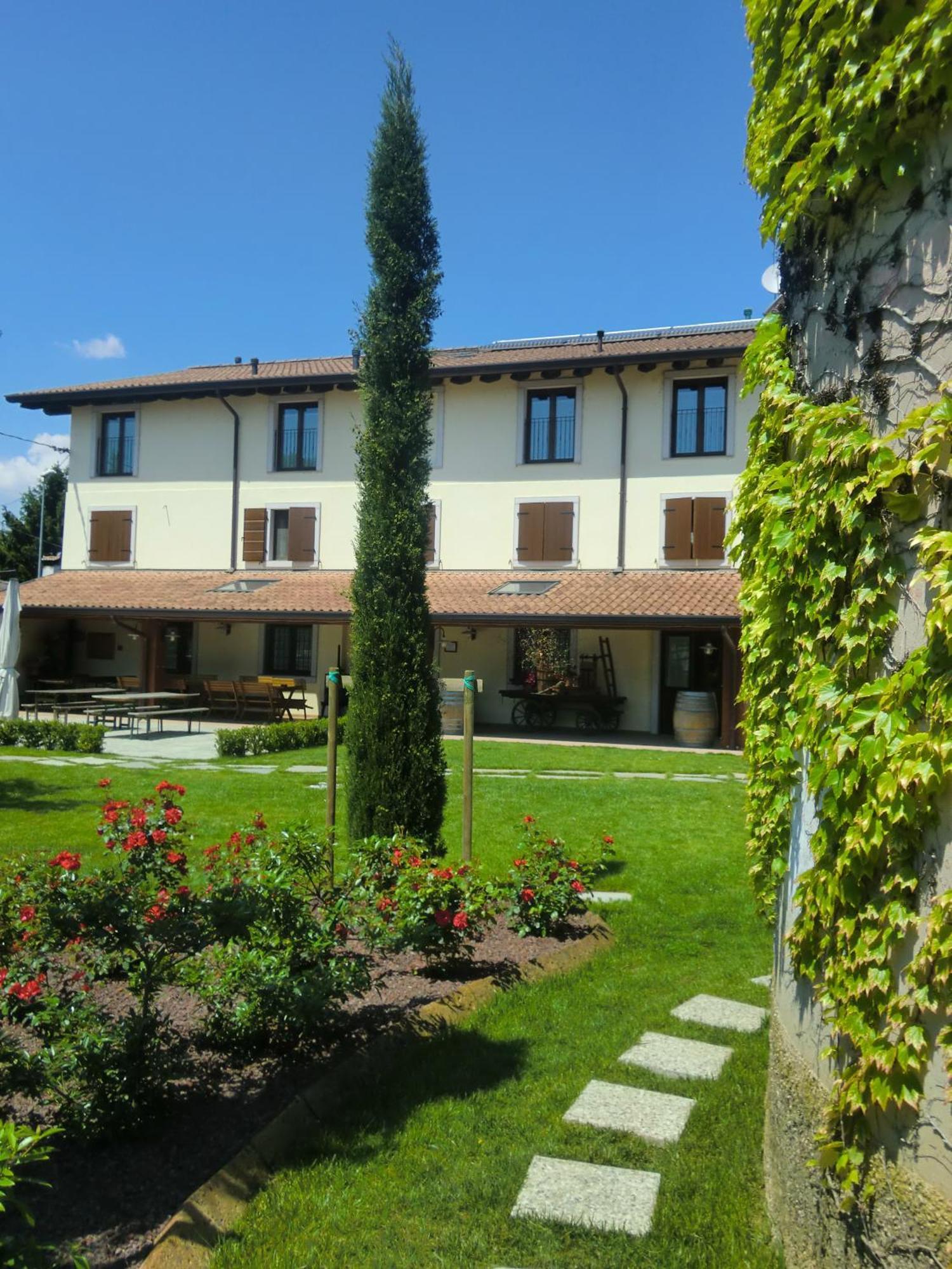 Agriturismo La Rosta แชร์วินญาโน เดล ฟริอูลี ภายนอก รูปภาพ