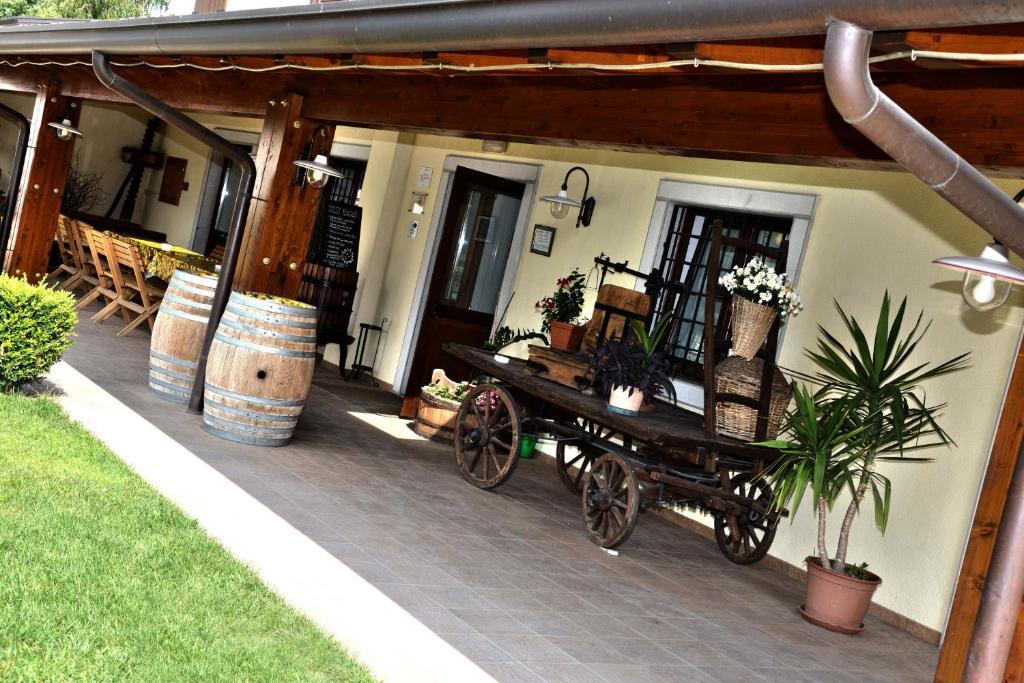 Agriturismo La Rosta แชร์วินญาโน เดล ฟริอูลี ภายนอก รูปภาพ